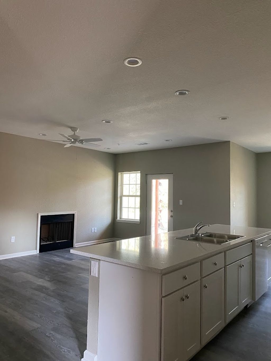 Photo of 1305 W Villa Maria Road #D101, Bryan, TX 77801 (MLS # 26001220)