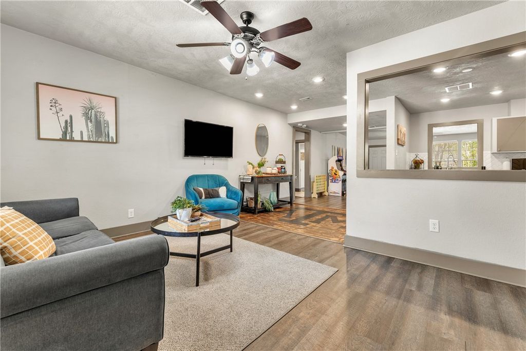 Photo of 102 Moss Street, College Station, TX 77840 (MLS # 26004037)