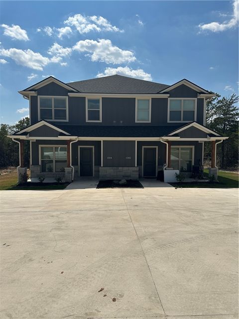 11144/11142 Stillwater Road College Station TX 77845