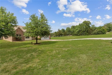 Tiny photo for 525 Oak Tree Lane, Franklin, TX 77856 (MLS # 26004891)