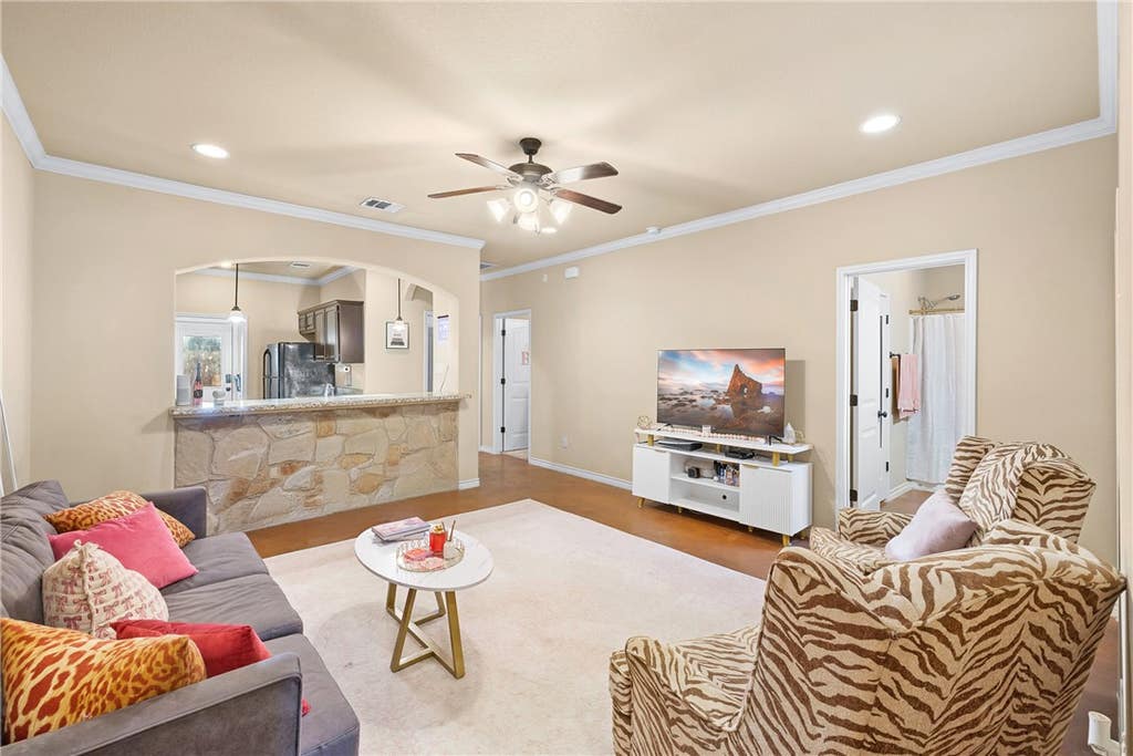 Photo of 121 Armored Avenue, College Station, TX 77845 (MLS # 26010212)