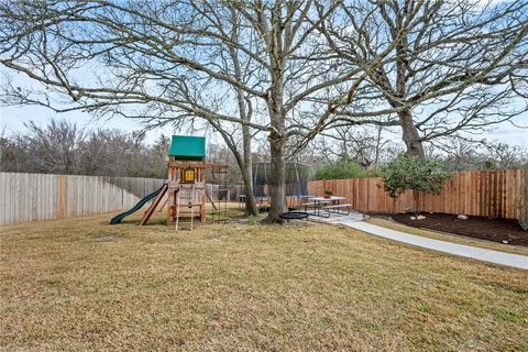 Tiny photo for 5203 Draycott Court, Bryan, TX 77802 (MLS # 26001904)