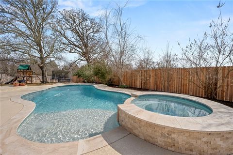 Tiny photo for 5203 Draycott Court, Bryan, TX 77802 (MLS # 26001904)