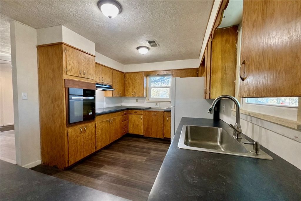 Photo of 155 Southern Oaks Dr, Somerville, TX 77879 (MLS # 26000220)