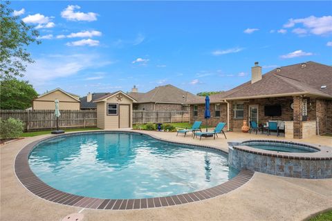 Photo of 2934 Ambrose Drive, Bryan, TX 77808 (MLS # 26004852)