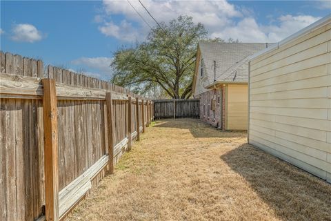Tiny photo for 4713 Kensington Road, Bryan, TX 77802 (MLS # 26003721)
