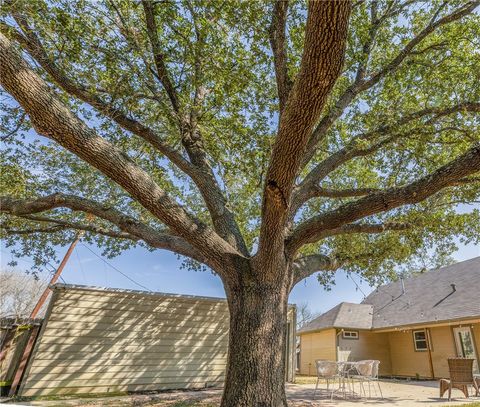 Tiny photo for 4713 Kensington Road, Bryan, TX 77802 (MLS # 26003721)