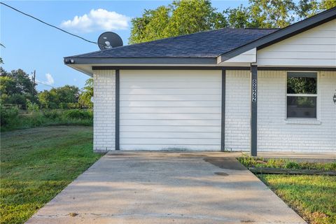 Tiny photo for 8822 Punchard Lane, Bellville, TX 77418 (MLS # 26000153)