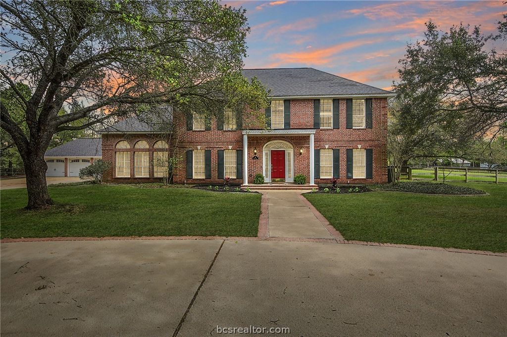 Photo of 6 Lori Lane Ln, College Station, TX 77845 (MLS # 26003205)