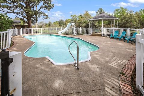 Tiny photo for 6 Lori Lane Ln, College Station, TX 77845 (MLS # 26003205)