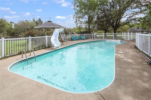 Tiny photo for 6 Lori Lane Ln, College Station, TX 77845 (MLS # 26003205)