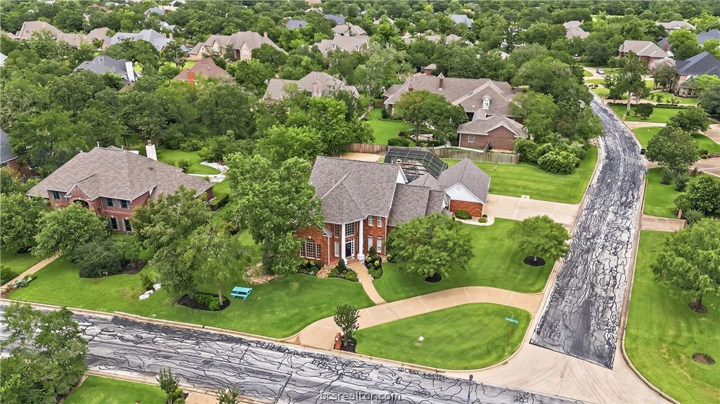 Photo of 2917 Camille Drive, College Station, TX 77845 (MLS # 26006403)
