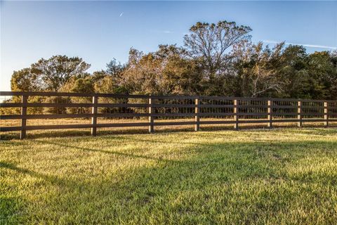 Tiny photo for 39761 Mesquite, Hempstead, TX 77445 (MLS # 26001780)