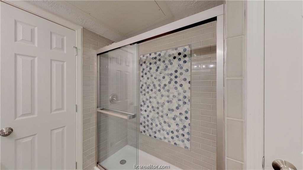 Bryan, Texas 77801, United States, 1 Bedroom Bedrooms, ,1 BathroomBathrooms,Residential,Pending,58926