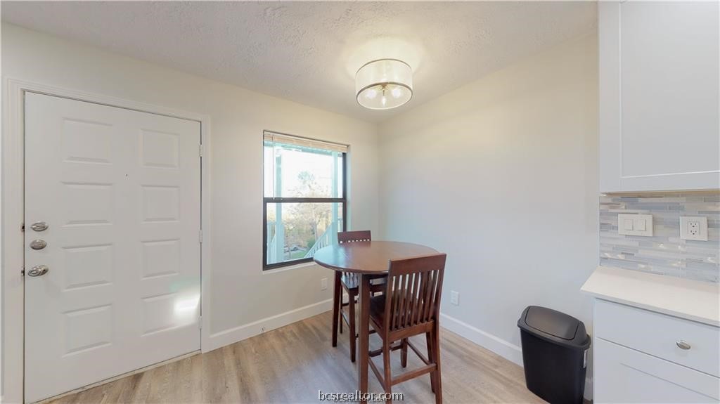 Bryan, Texas 77801, United States, 1 Bedroom Bedrooms, ,1 BathroomBathrooms,Residential,Pending,58926