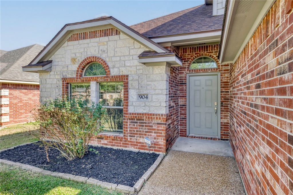 Photo of 904 TURTLE DOVE Trl, College Station, TX 77845 (MLS # 25011812)