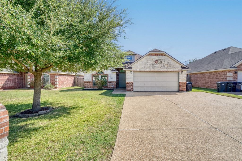 Photo of 904 TURTLE DOVE Trl, College Station, TX 77845 (MLS # 25011812)