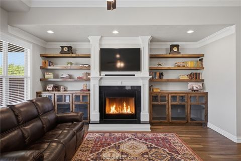 Tiny photo for 3114 Peterson Way, Bryan, TX 77802 (MLS # 26004525)