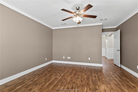 Tiny photo for 612 Heritage Drive, Navasota, TX 77868 (MLS # 26011413)