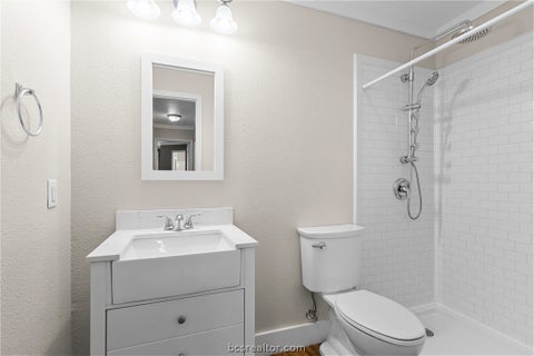 Tiny photo for 612 Heritage Drive, Navasota, TX 77868 (MLS # 26011413)
