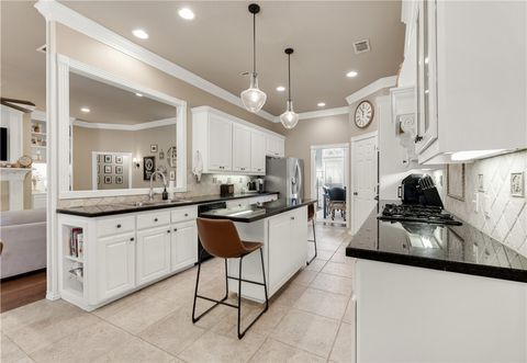 Tiny photo for 2170 Rockcliffe Loop, College Station, TX 77845 (MLS # 25012734)