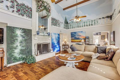 Tiny photo for 601 E Collard Street, Madisonville, TX 77864 (MLS # 26001720)