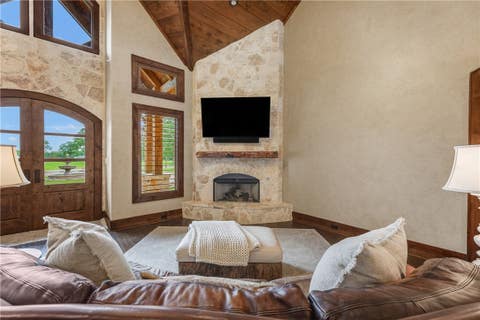Tiny photo for 654 Navasota RDG, Navasota, TX 77868 (MLS # 26006588)
