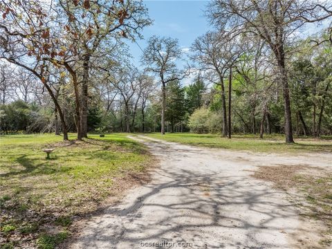 Tiny photo for 4196 Winding Road Rd, Hearne, TX 77859 (MLS # 26003058)