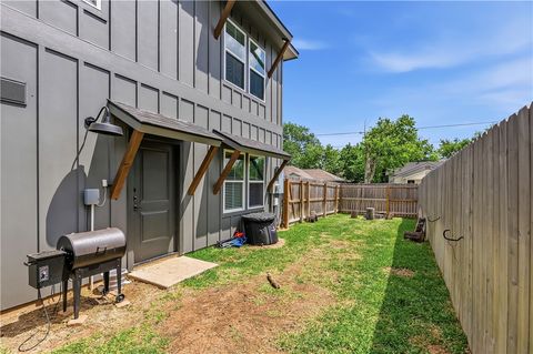 Tiny photo for 608 Banks Street, College Station, TX 77840 (MLS # 26004108)