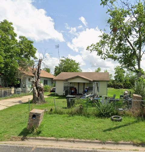 Tiny photo for 406 Legion Court, Bryan, TX 77803 (MLS # 25012817)