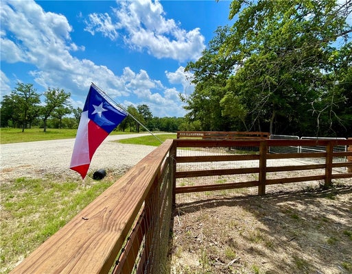 9242 STETSON DRIVE, NORMANGEE, TX 77871 - Image 49defeee32196a48cdeca5a30e521521/3459333351