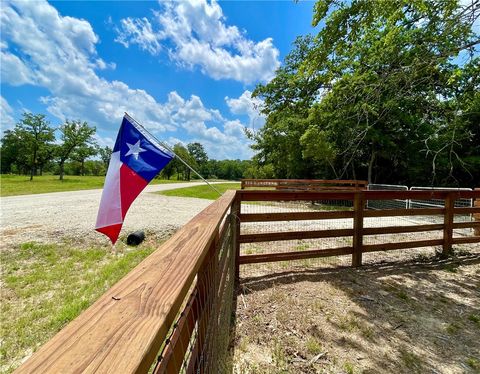 9242 Stetson Drive Normangee TX 77871