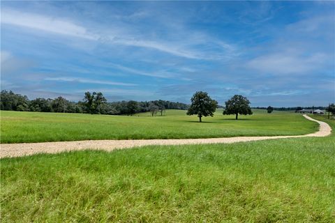 Tiny photo for 2300 Farm To Market 2095, Cameron, TX 76520 (MLS # 26005585)