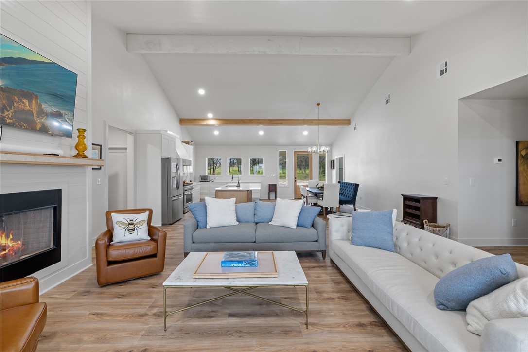 2300 Farm To Market 2095