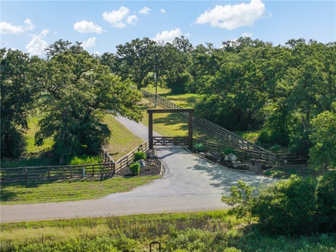 Photo of 4845 County Road 119, Caldwell, TX 77836 (MLS # 26009328)