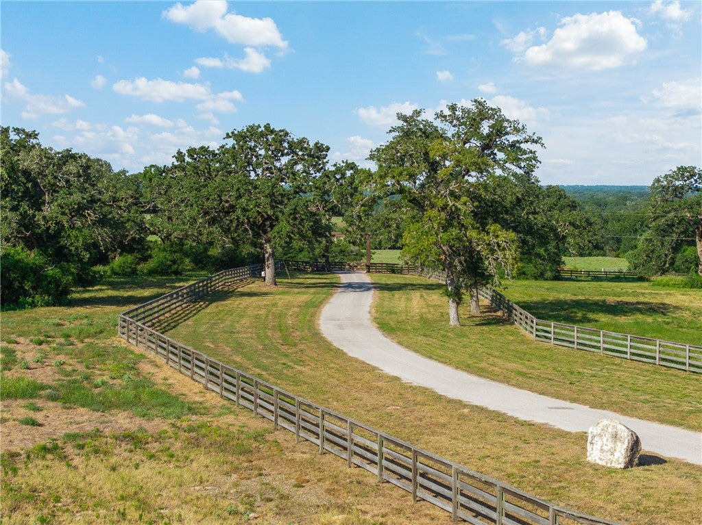 Photo of 4845 County Road 119, Caldwell, TX 77836 (MLS # 26009328)