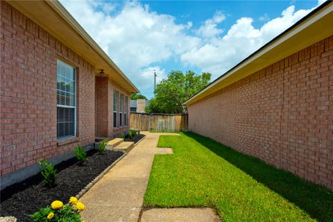 Tiny photo for 1019 Lincoln Avenue, College Station, TX 77840 (MLS # 26009044)