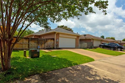 Tiny photo for 1019 Lincoln Avenue, College Station, TX 77840 (MLS # 26009044)