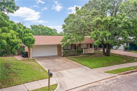 Tiny photo for 1004 San Saba Drive Dr, College Station, TX 77845 (MLS # 26005006)