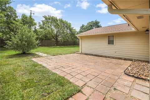 Tiny photo for 1004 San Saba Drive Dr, College Station, TX 77845 (MLS # 26005006)