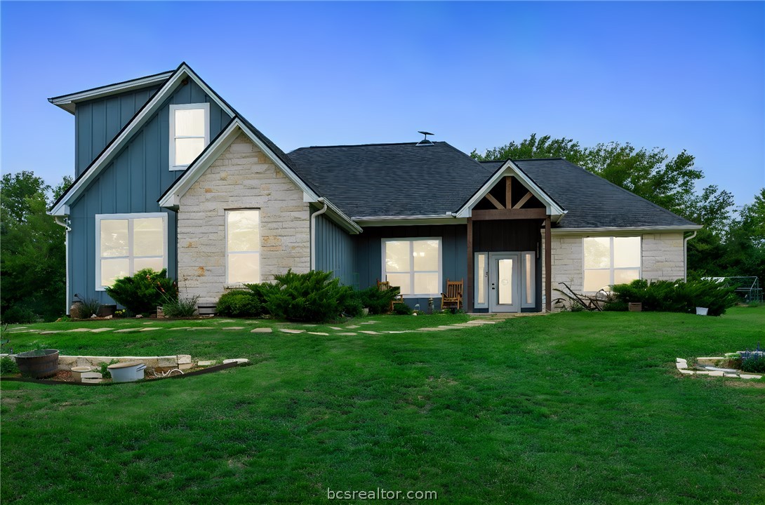 10856 Whispering Oaks Drive