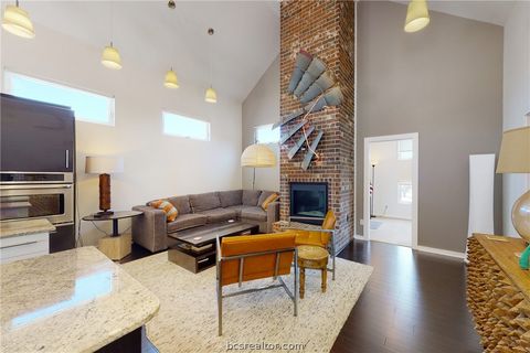 Tiny photo for 217 N Houston Avenue, Bryan, TX 77803 (MLS # 26007298)