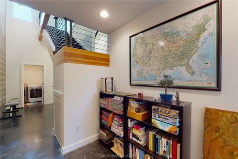 Tiny photo for 217 N Houston Avenue, Bryan, TX 77803 (MLS # 26007298)