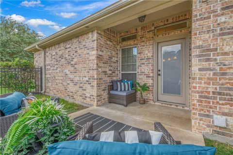 Tiny photo for 1723 Creekside Circle, College Station, TX 77845 (MLS # 26003994)