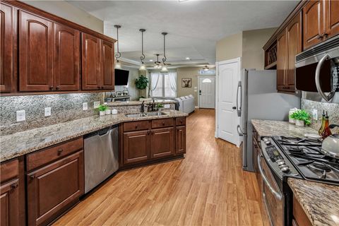 Tiny photo for 1723 Creekside Circle, College Station, TX 77845 (MLS # 26003994)