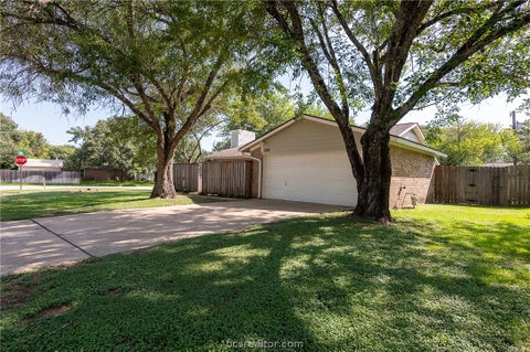 Tiny photo for 3201 Wildrye Drive, College Station, TX 77845 (MLS # 26009461)