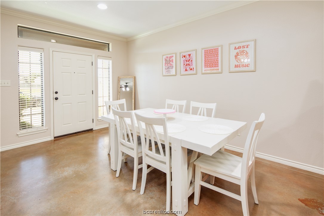 College Station, Texas 77845, United States, 3 Bedrooms Bedrooms, ,4 BathroomsBathrooms,Residential,Pending,68841