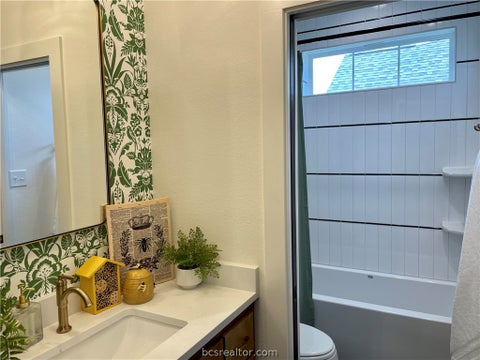 Tiny photo for 5023 Grayson Way WAY, Bryan, TX 77802 (MLS # 26007212)