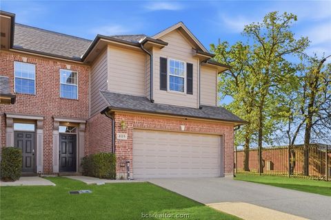 Tiny photo for 1425 W Villa Maria Road #605, Bryan, TX 77801 (MLS # 26003424)