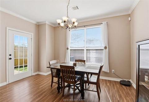 Tiny photo for 1425 W Villa Maria Road #605, Bryan, TX 77801 (MLS # 26003424)